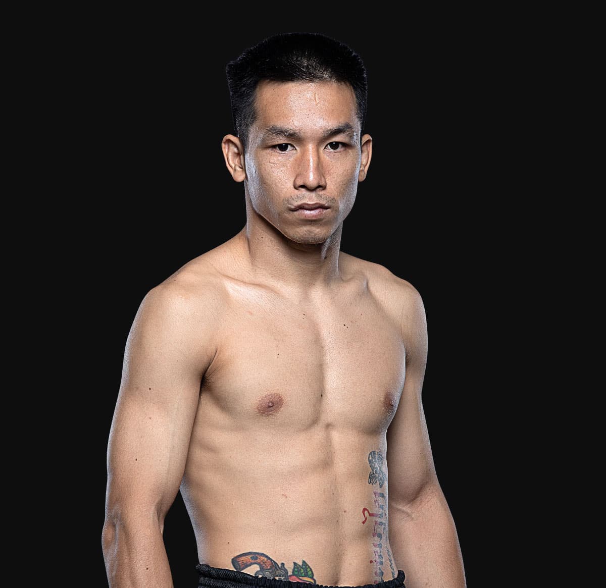 Denphuthai Superlek Muay Thai