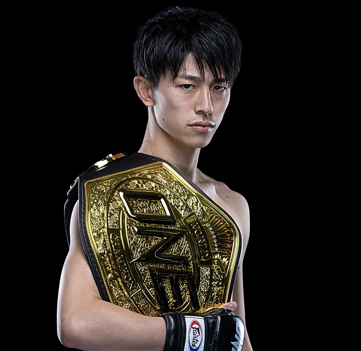 Nadaka Yoshinari